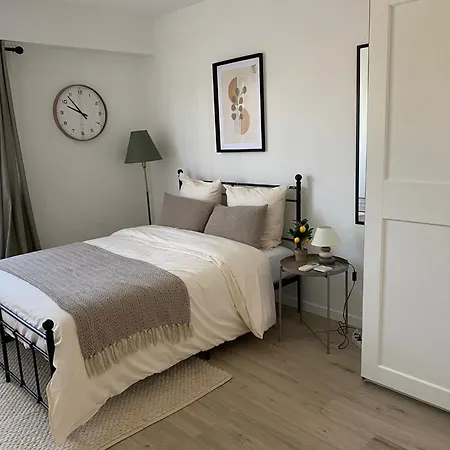 3 Bedroom With Parking And Air Conditioning Montpellier